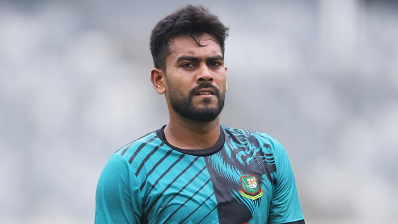 রাজনৈতিক কারণে বিশ্বকাপ খেলতে পারিনি: মেহেদী হাসান মিরাজ