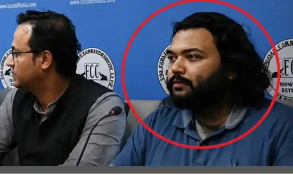 হাসিনার ভার্চুয়াল সংবাদ সম্মেলনের উপস্থাপক অরিন নিয়ে সাতক্ষীরায় সমালোচনার ঝড়