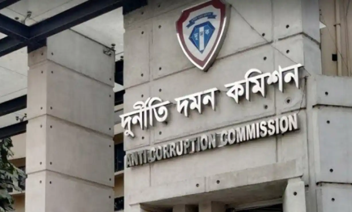 দুদকের নতুন মহাপরিচালক হলেন নাজমুল আলম