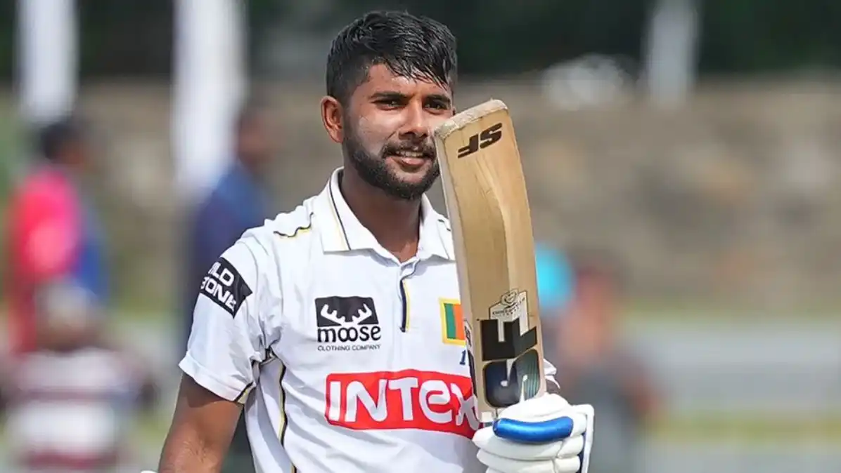 দিনুশার শতকে কলম্বো টেস্ট বাঁচাল শ্রীলঙ্কা