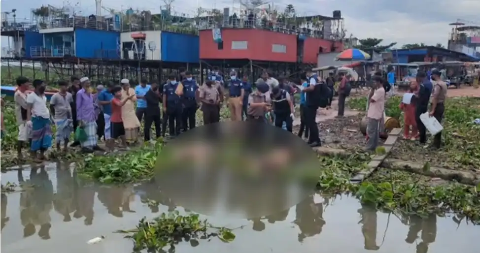 মেঘনা নদী থেকে অজ্ঞাত নারী ও পুরুষের অর্ধগলিত মরদেহ উদ্ধার