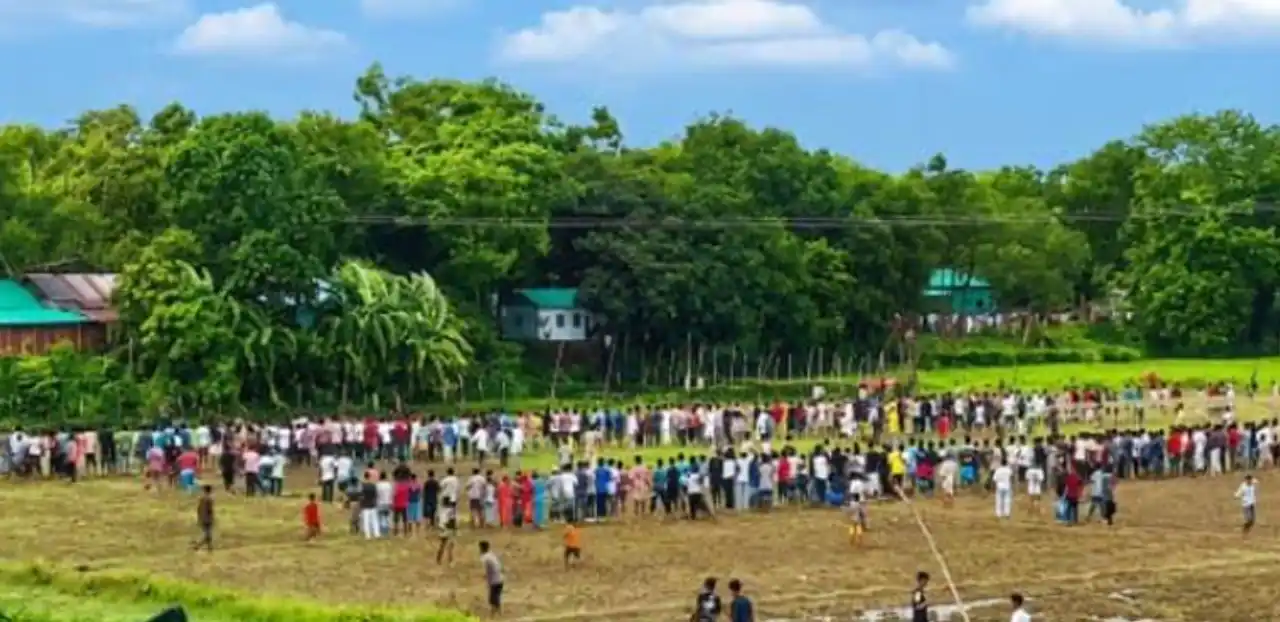 বাজারের নামকরণ নিয়ে দুই গ্রামে ফের রক্তক্ষয়ী সংঘর্ষ, আহত ৩০