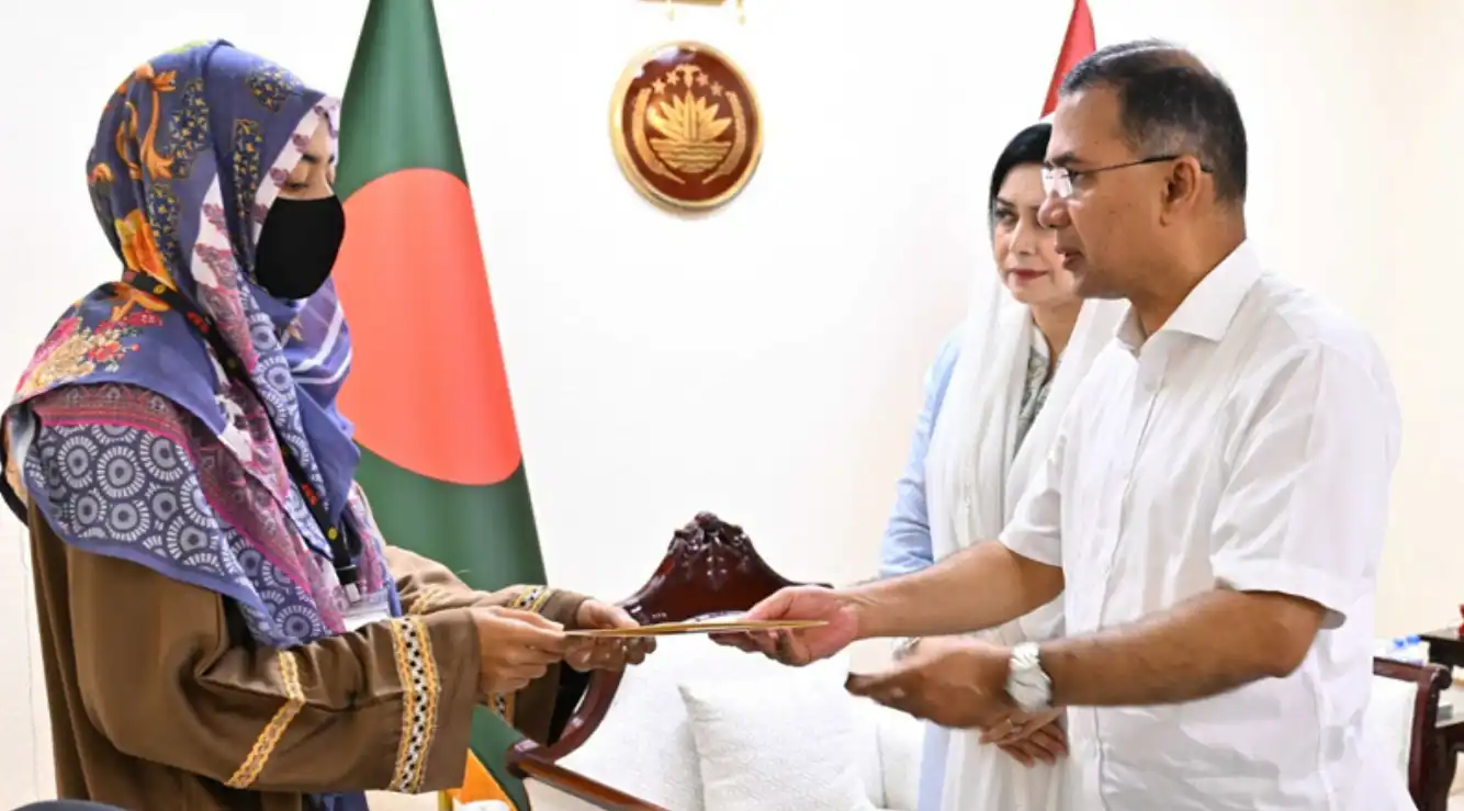 প্রধানমন্ত্রীর সঙ্গে শহিদ সেনাসদস্যদের পরিবারের সাক্ষাৎ, আর্থিক সহায়তা