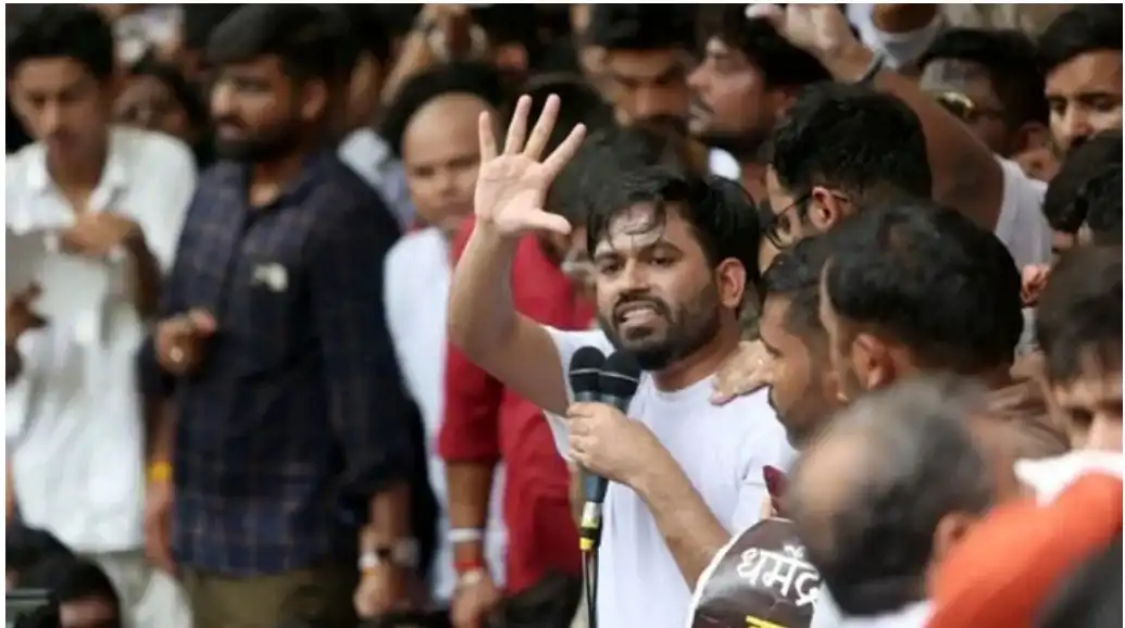 ভারতে নিট প্রশ্নফাঁসের প্রতিবাদে মোদী সরকারকে ২৪ ঘণ্টার আলটিমেটাম