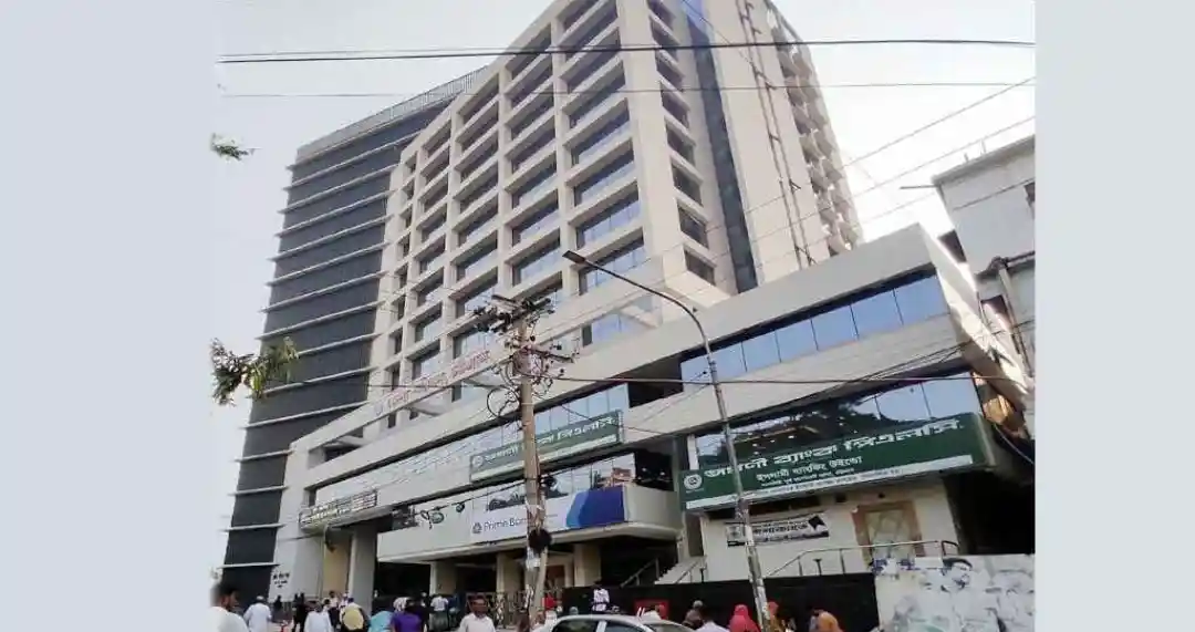চট্টগ্রামে ব্যাংকের ভল্ট থেকে ৪ কোটি ৩৮ লাখ টাকা উধাও, গ্রেপ্তার ২